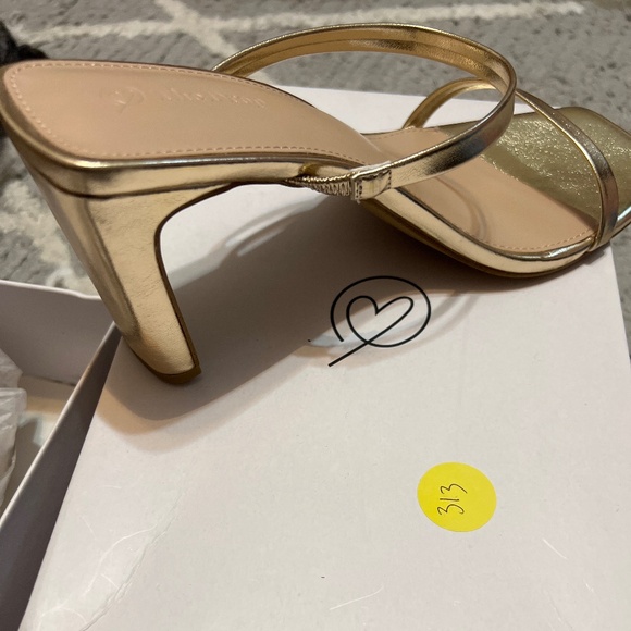 Heels - Picture 2 of 2